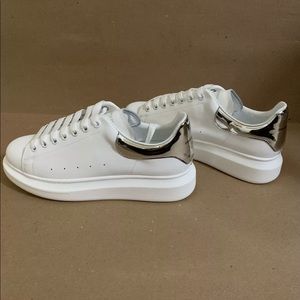 Alexander McQueen Trainers platform